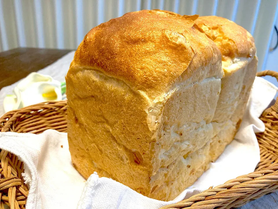 コーンたっぷりフランス食パン🍞|n_nさん