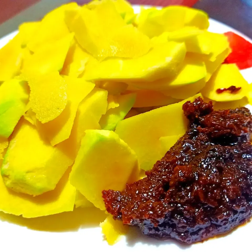 Indian Mango with Bagoong|The Wretched Chefさん