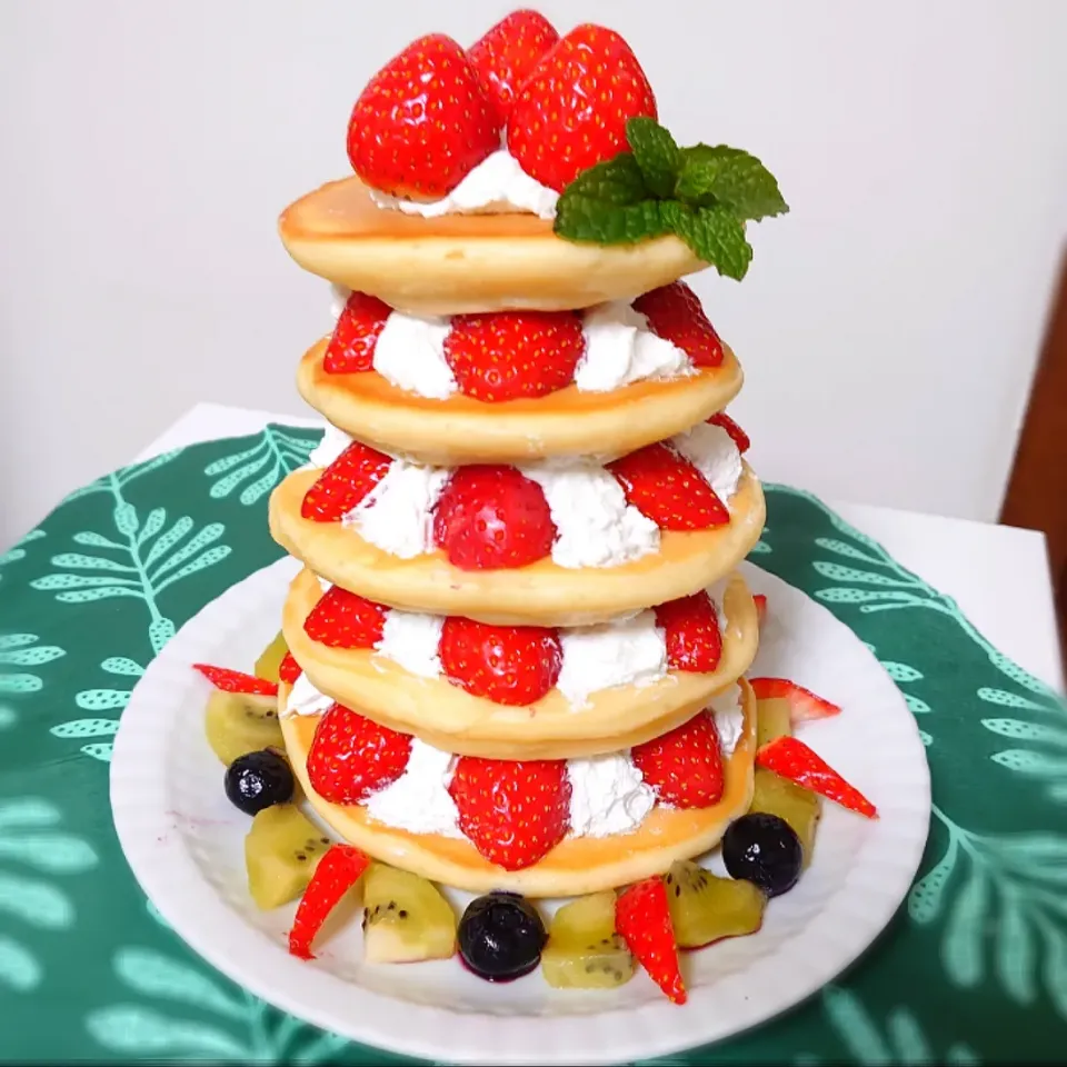 苺のホットケーキツリータワー|kazさん