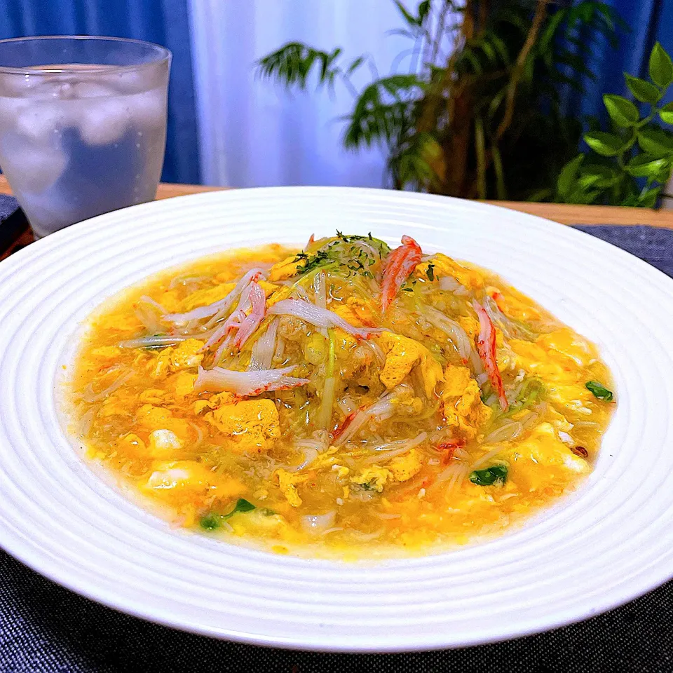 久しぶりの中華　🦀蟹缶でカニ入り餡掛けチャーハン😋|Sの食卓さん