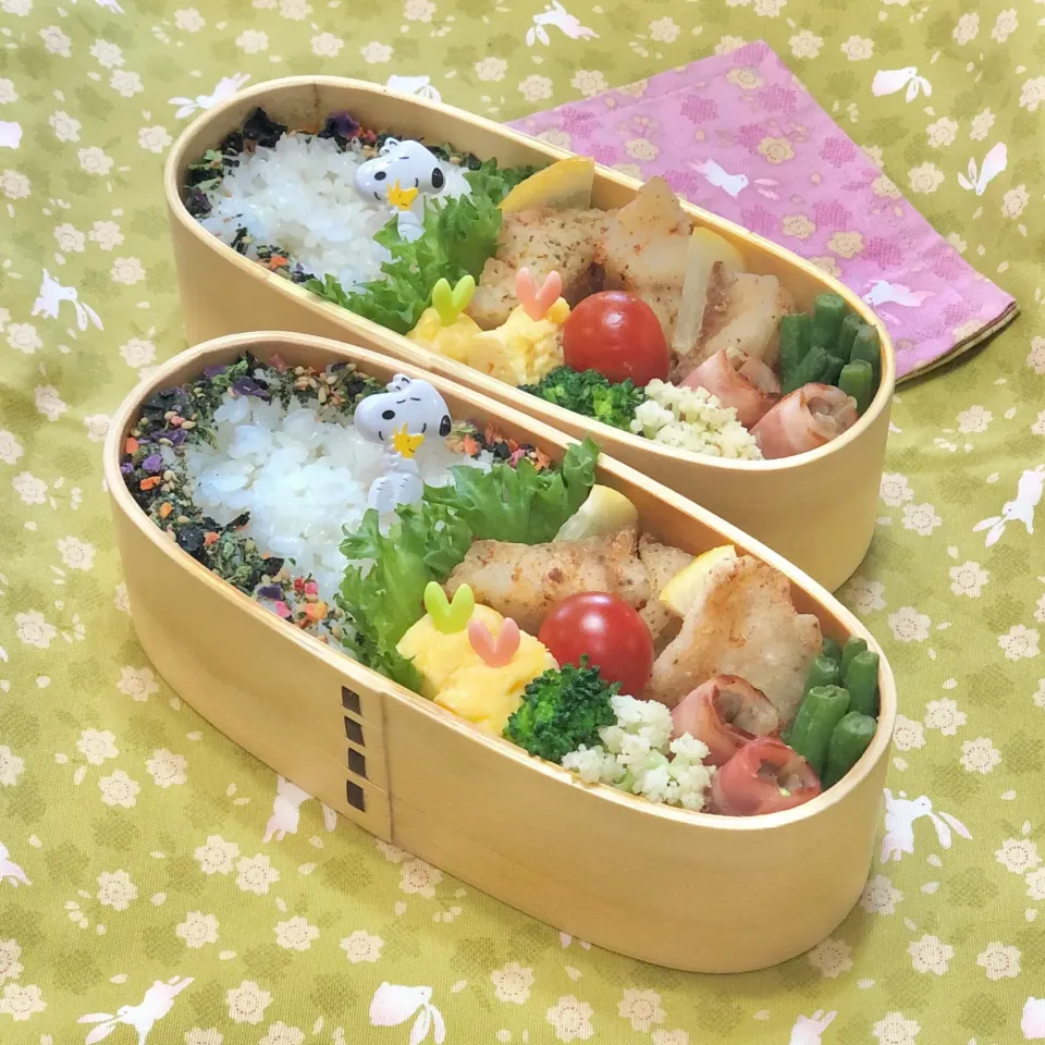 鶏モモ塩唐揚げ☘の双子ちゃんお弁当💙❤️ 4/23金|sweet homeさん