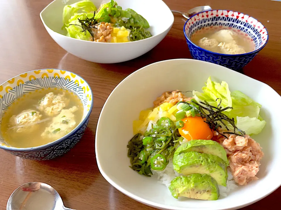 バクダン丼と鶏団子スープ|とみぃさん