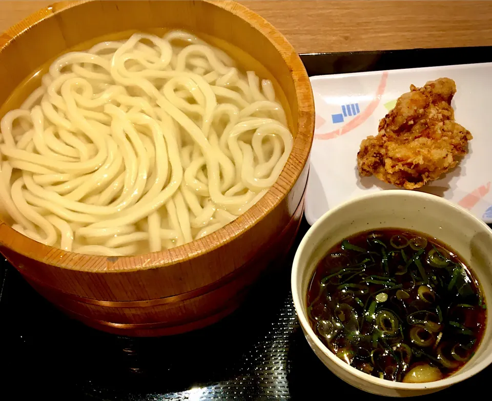 久々の＂釜揚げ2玉&中津唐揚げ＂     (6000+1 投稿目は＂うどん＂)|mottomoさん