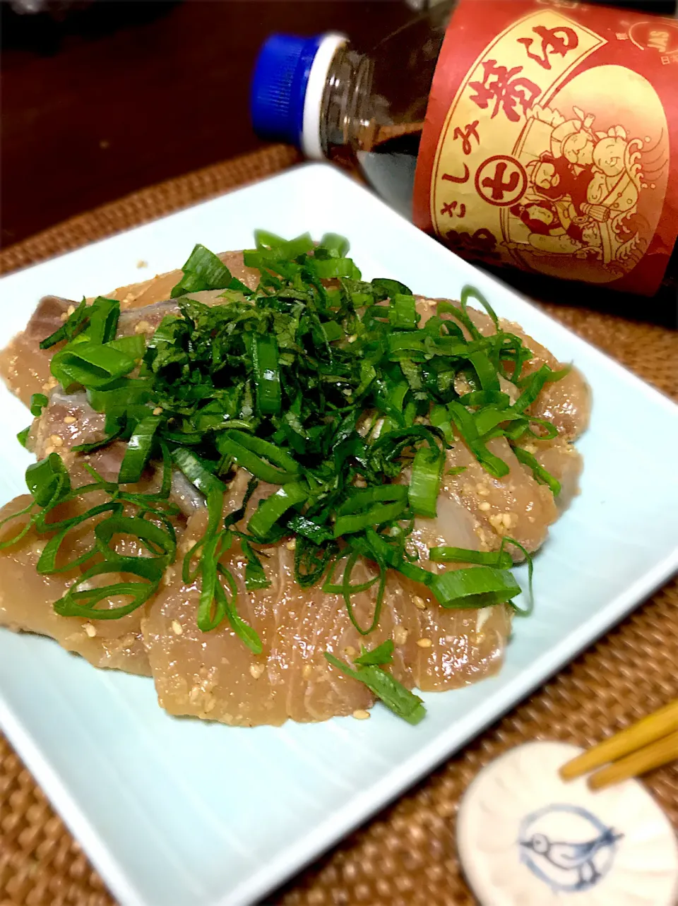 九州のお醤油でぶりのゴマ漬け|くろねこじったん‍さん