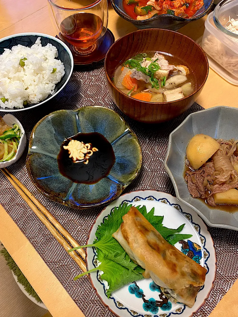 里芋と海老の春巻き　豚汁　肉玉　豆ご飯　くらげの酢の物|エトフさん