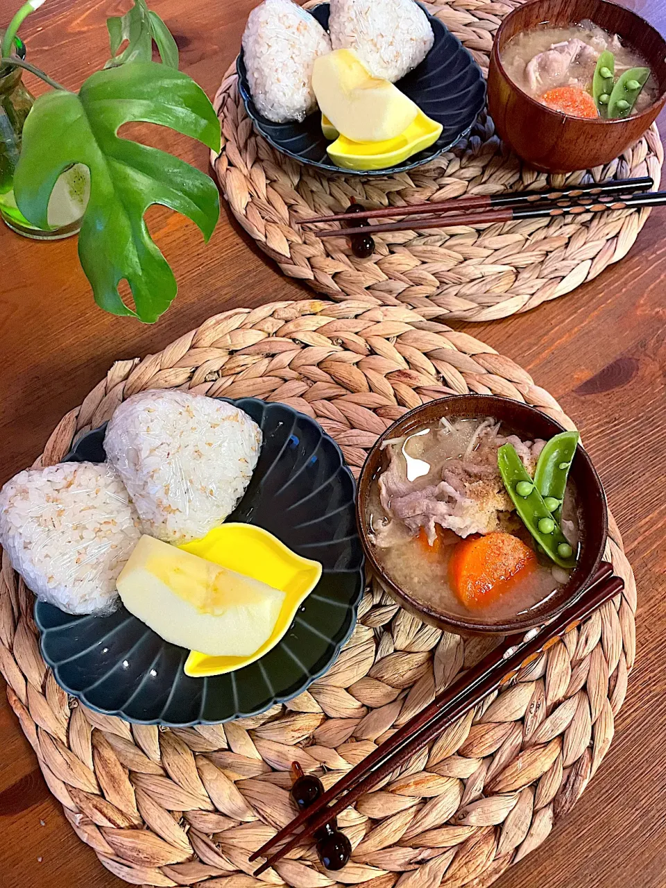 麦飯の塩にぎり、豚汁|ＭＡＲＵＥ家の食卓さん