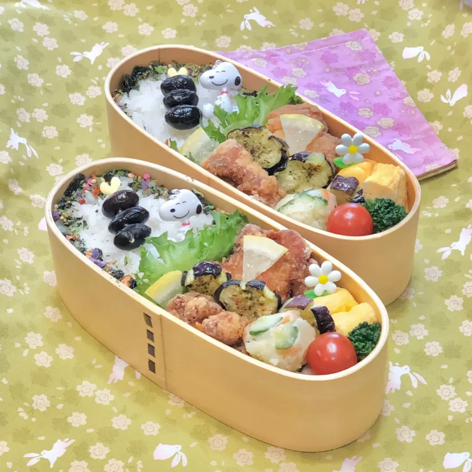 鶏モモ唐揚げ☘の双子ちゃんお弁当💙❤️ 4/26月|sweet homeさん