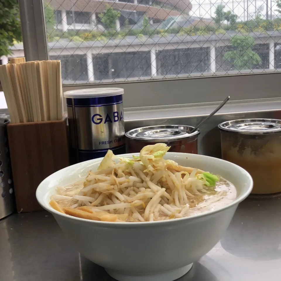 Snapdishの料理写真:もやしラーメン　#ホープ軒|Hajime Sakaiさん