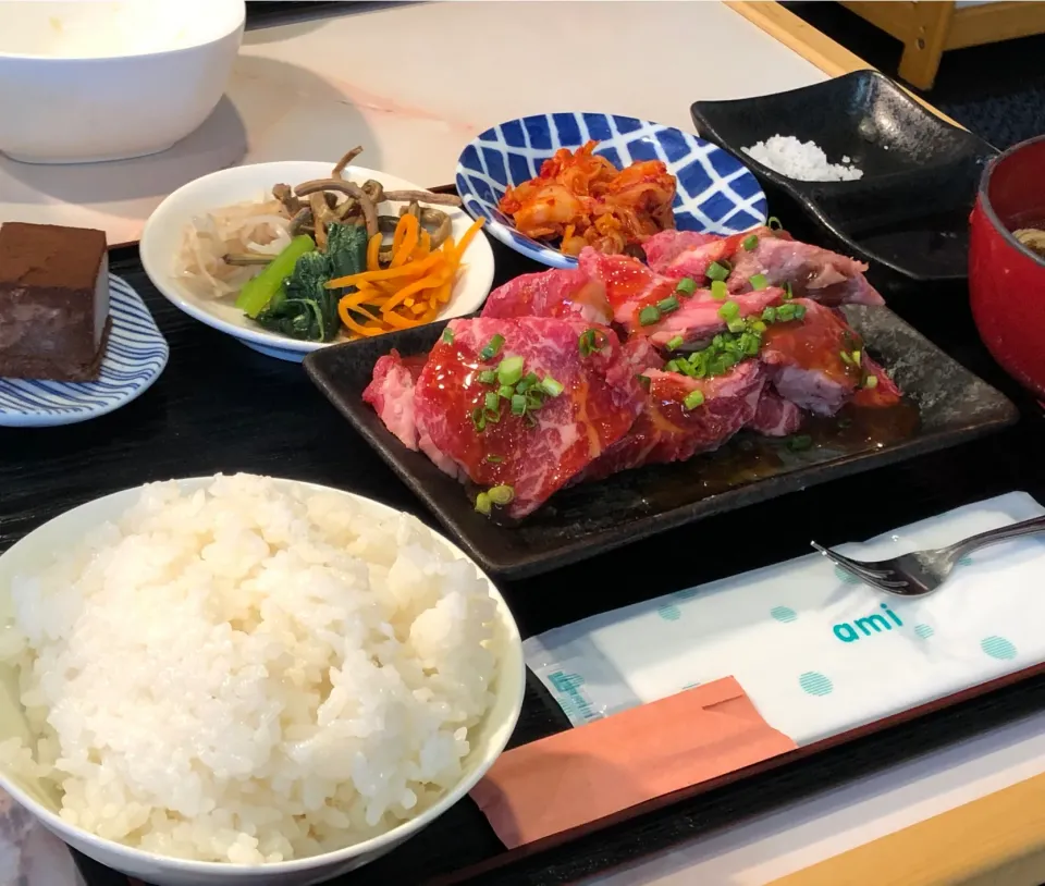 石垣　美崎牛本店　焼肉定食|ちゅら夏さん