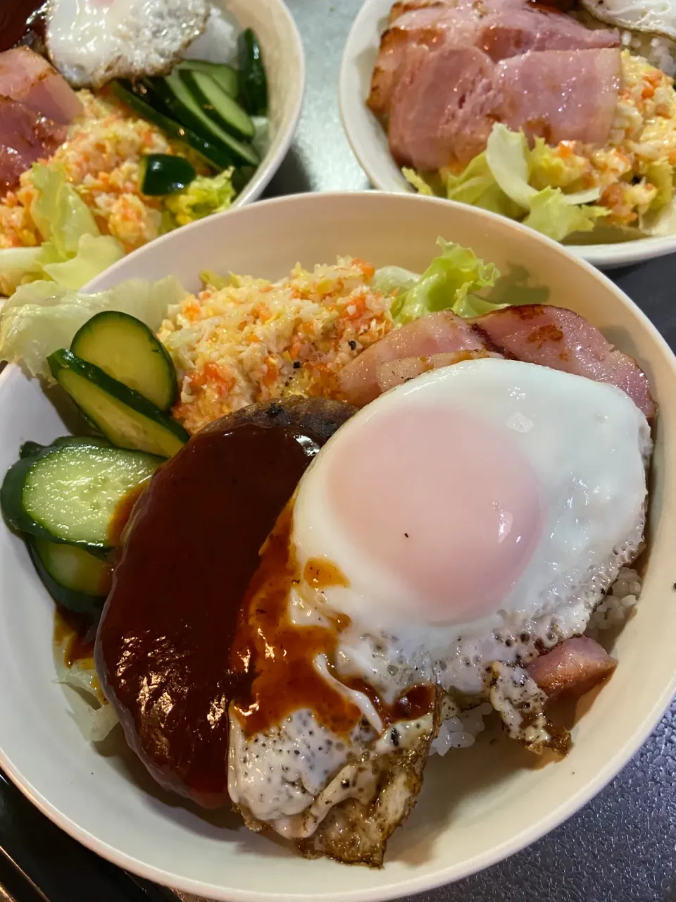 ロコモコ丼|たびもかさん