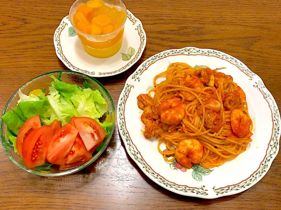 ペスカトーレ🥗🍝🍹今日の夕食20210521|rococoさん