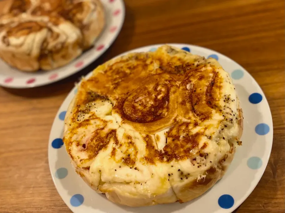 ベーコンチーズペッパーパン|ふくすけ食堂さん