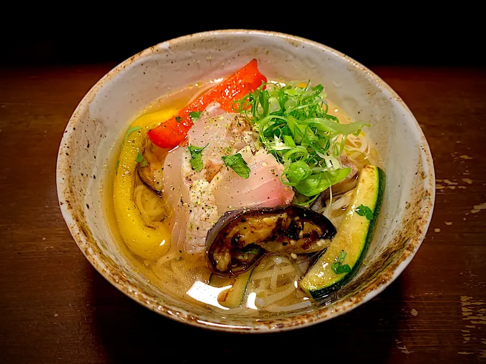 焼き野菜と天然ひらめのそうめん|半田手延べそうめんの店 阿波や壱兆さん