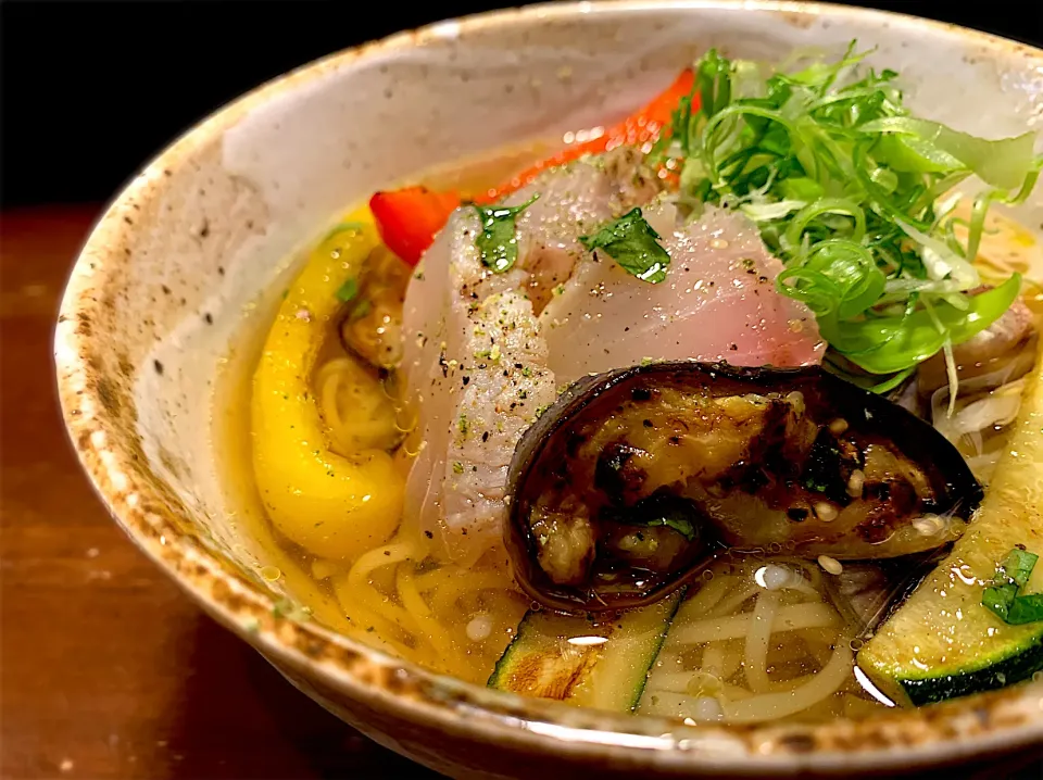 焼き野菜と天然ひらめのそうめん|半田手延べそうめんの店 阿波や壱兆さん