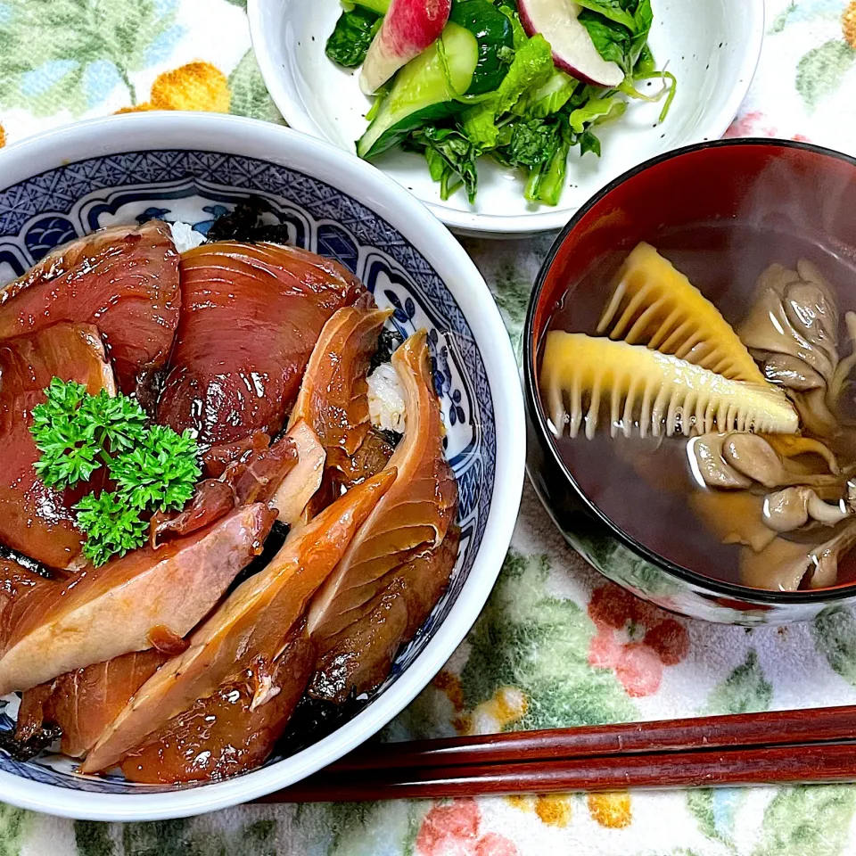 Snapdishの料理写真:カツオの漬け丼|つるひめさん