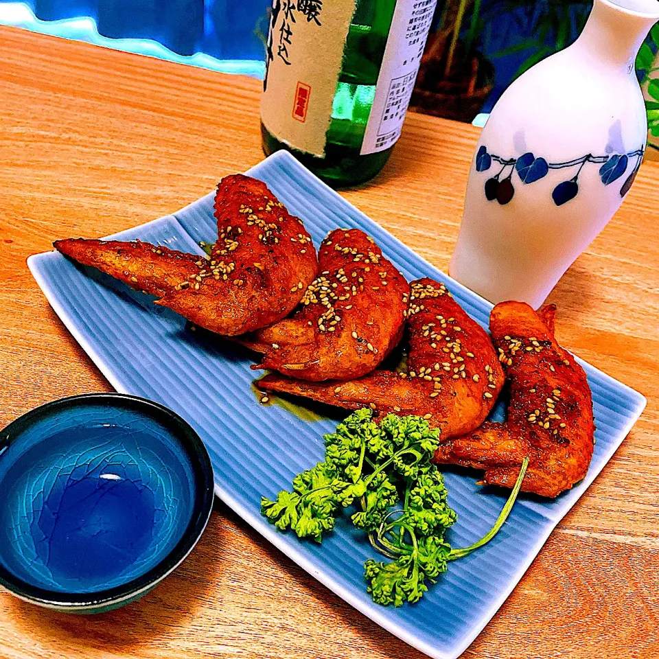 名古屋風🍗甘辛ダレの手羽先で🍶乾杯✨　(う〜　旨い色😋)|Sの食卓さん