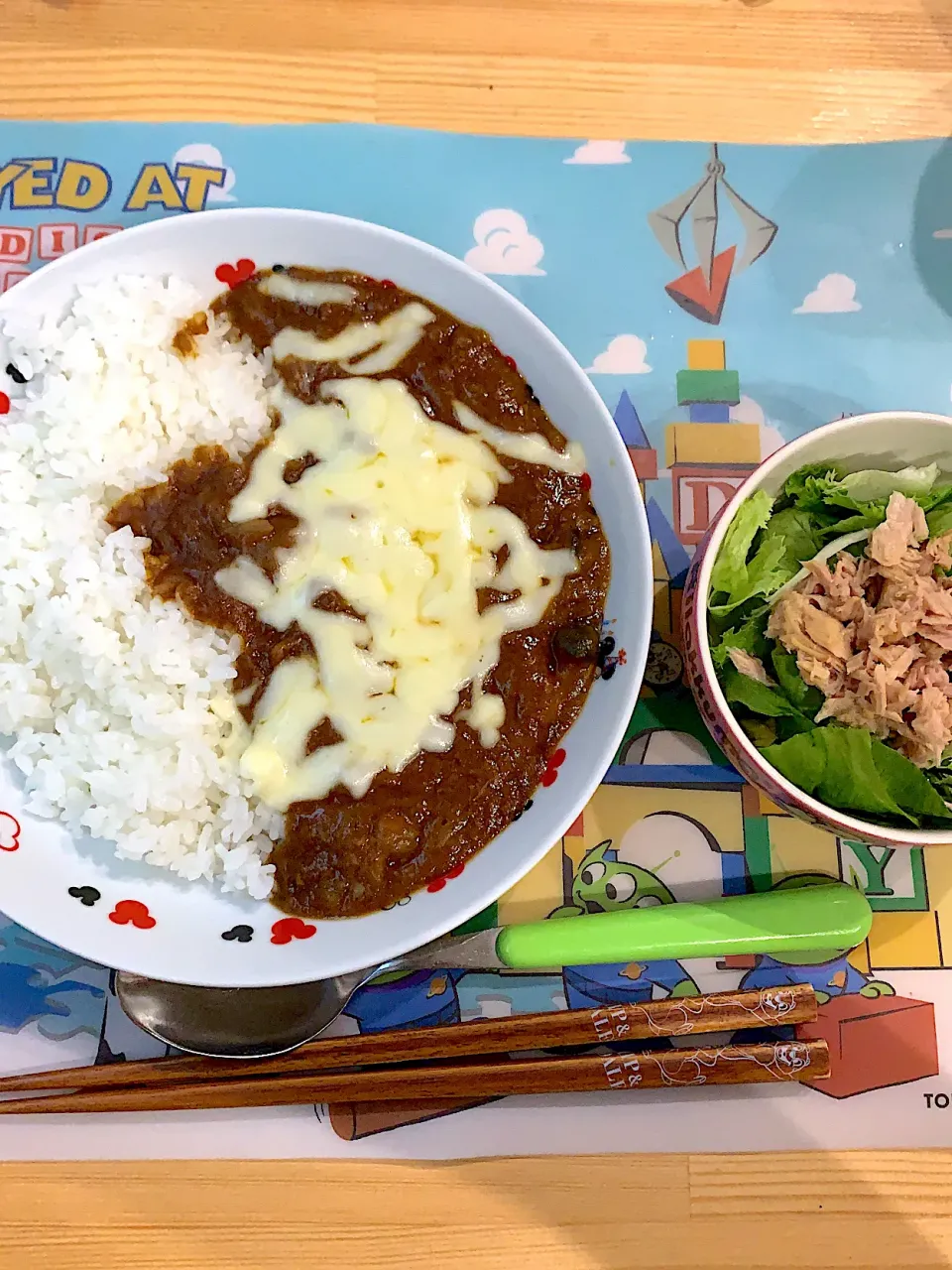 牛すじカレーチーズトッピング|ぺろたんさん