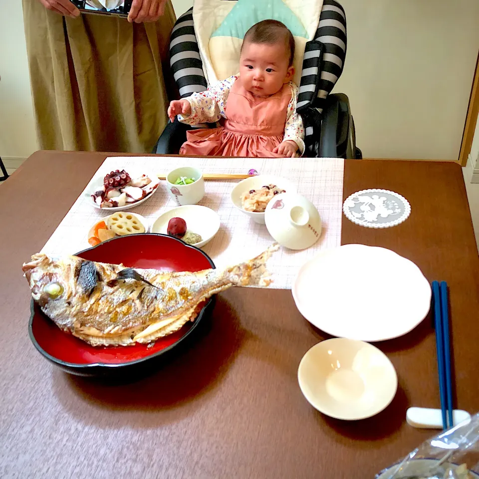 Snapdishの料理写真:お食い初め♬ 22 May|Yoshinobu Nakagawaさん