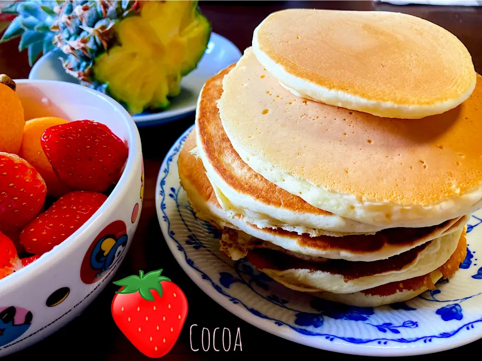 フルーツ山盛りパンケーキ🥞|cocoaさん