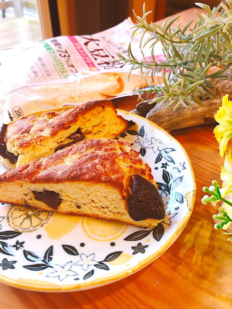 大豆粉を使ったチョコチャンクスコーン|リンリンさん