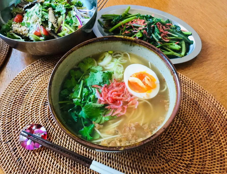 あっさり豚骨ラーメン|Emi Mikadoさん