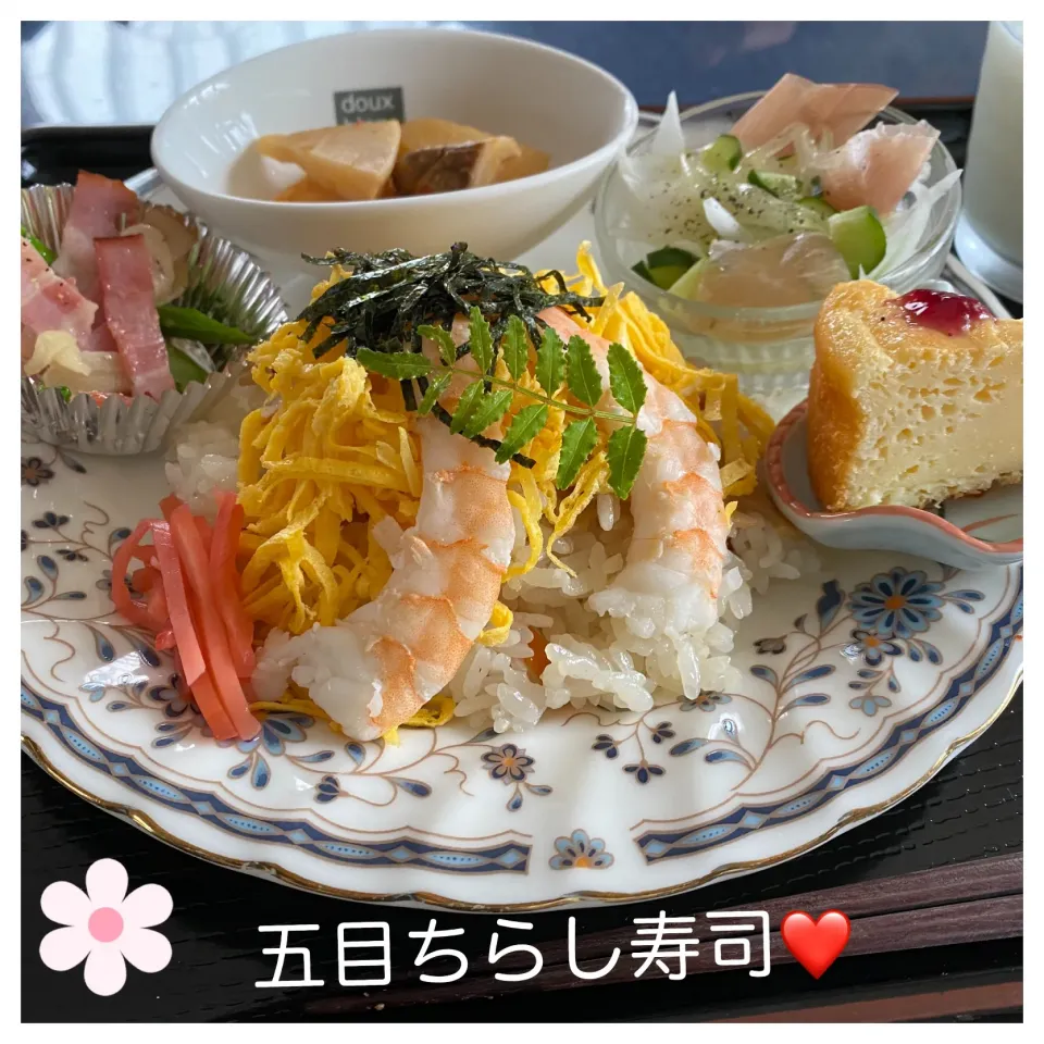 Snapdishの料理写真:五目ちらし寿司❤️|いのっちさん