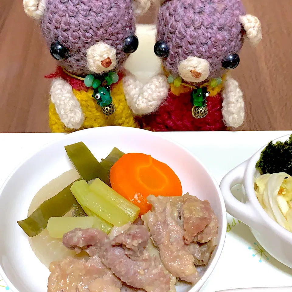 Snapdishの料理写真:麹甘酒とお味噌でグツグツ(｀・∀・´)|chagashiさん