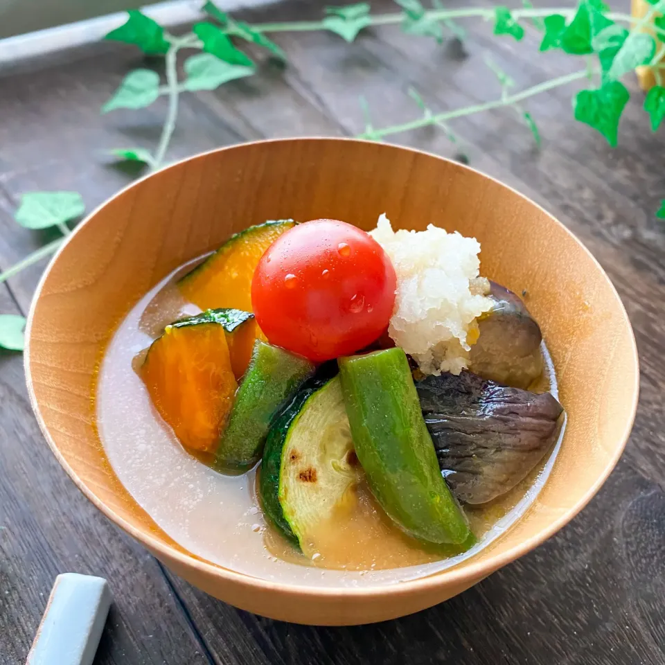 今年初の冷やしみそ汁　厚揚げと夏野菜の冷やしみそ汁|ぶりてりあさん