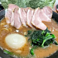 Snapdishの料理写真:チャーシューメン¥900「麺家 紫極」さいたま市|ま〜ちんさん