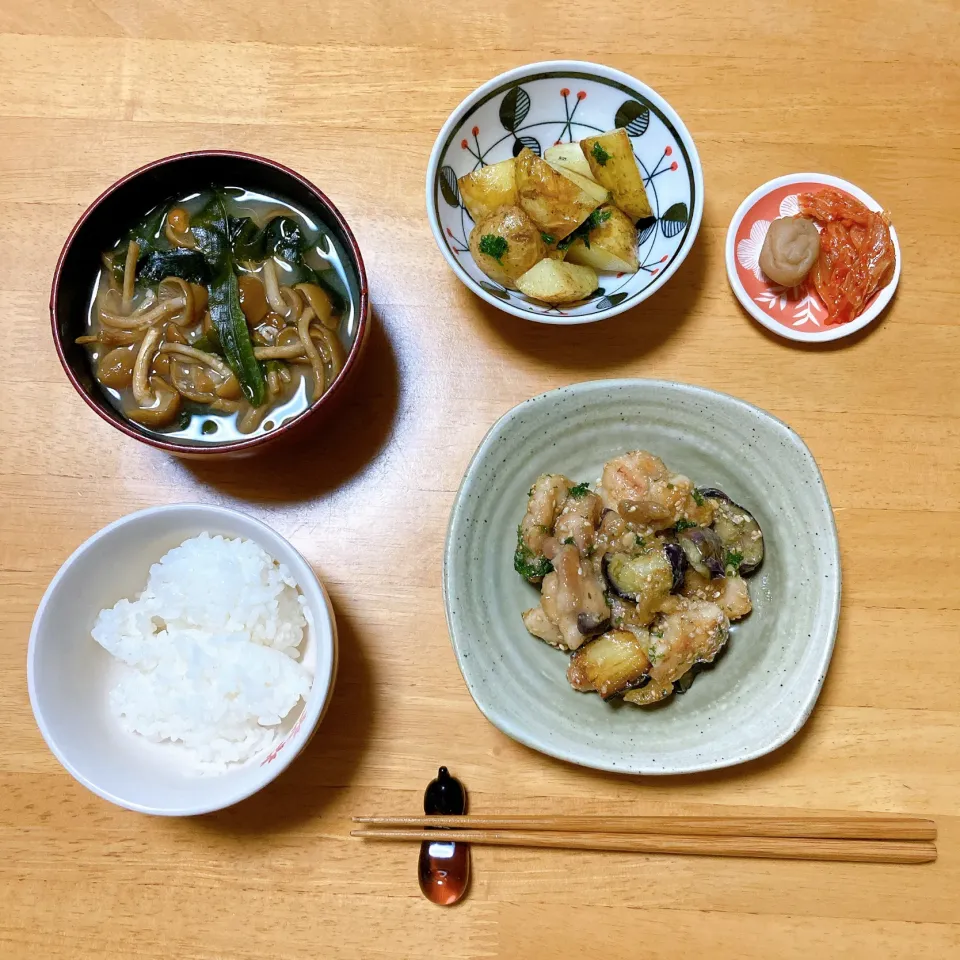 鶏肉と茄子のごみ味噌炒め🍆|ちゃみこさん