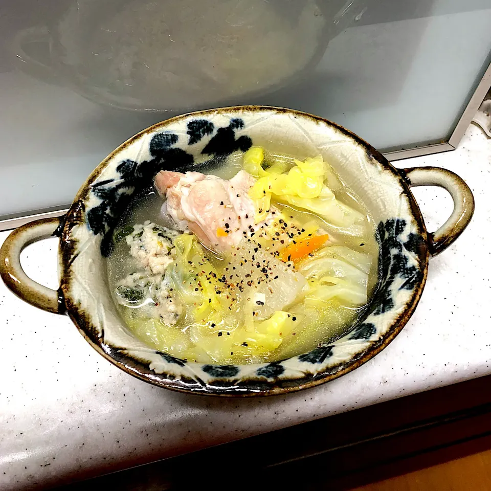 Snapdishの料理写真:手羽元de野菜スープ|ラブリー心愛さん