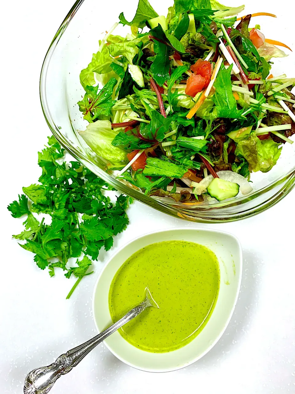 CREAMY CILANTRO DRESSING|gonbenさん