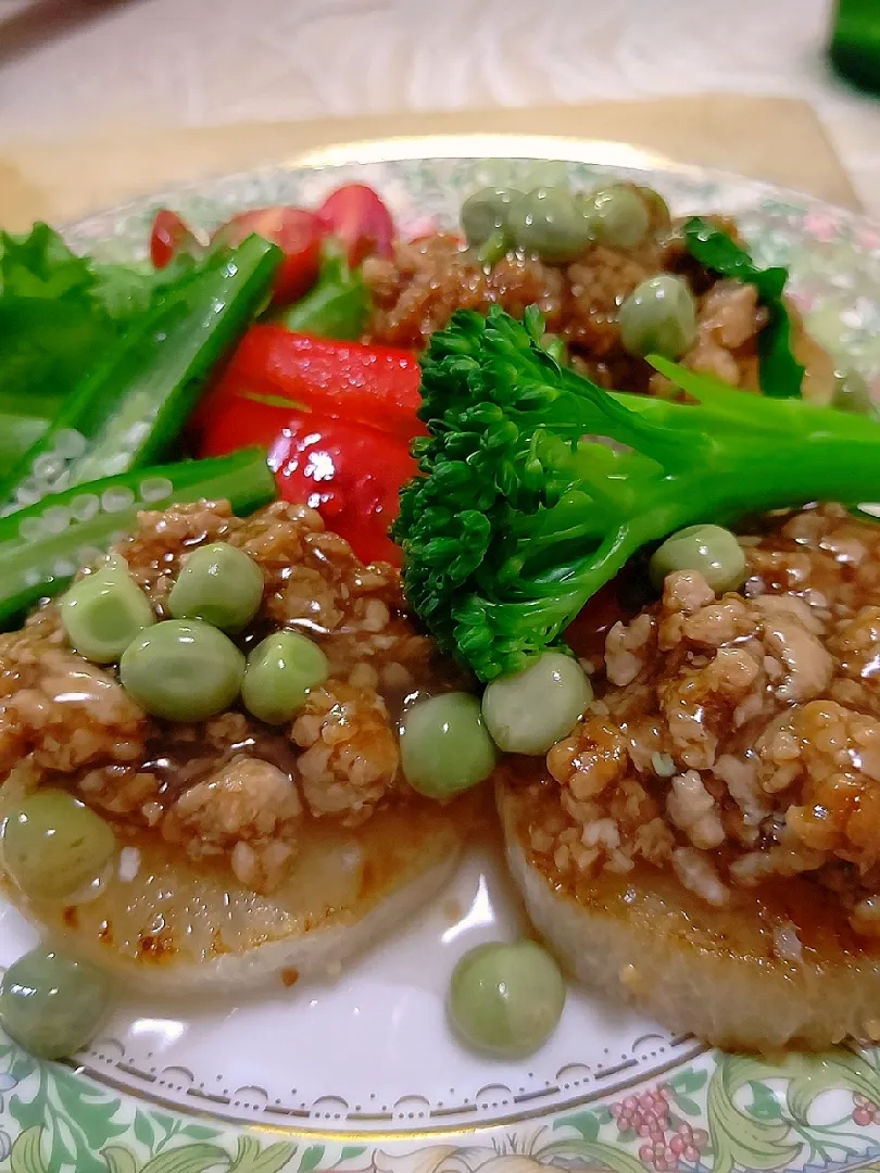 ママシェフ‼️ダイコンステーキ+とりそぼろsauce‼️|伊藤 伸久さん