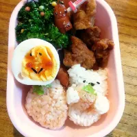 Snapdishの料理写真:抱っこしろくまおにぎり弁当|ほたみさん