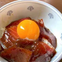 Snapdishの料理写真:まぐろの漬け丼|satomiさん