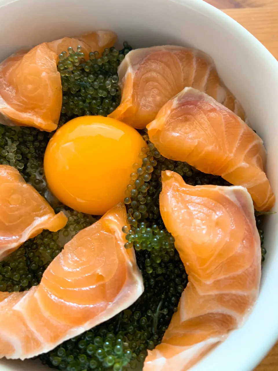 サーモン海ぶどうDon作ったよ|NOMU'S キッチン🍳さん