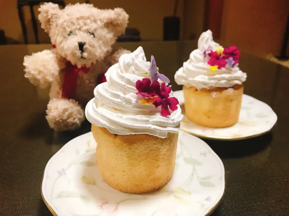 Snapdishの料理写真:シフォンカップケーキ|きえさん