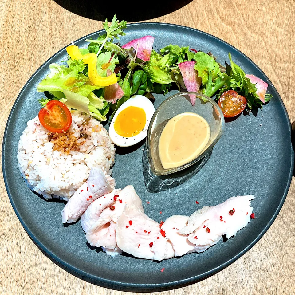 カフェ巡り☕️札幌MORIHICOのチキンのワンプレートランチ🍴|Happy suzumeさん