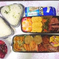 Snapdishの料理写真:中学生男子たっぷり弁当🍤|どんよりーなさん