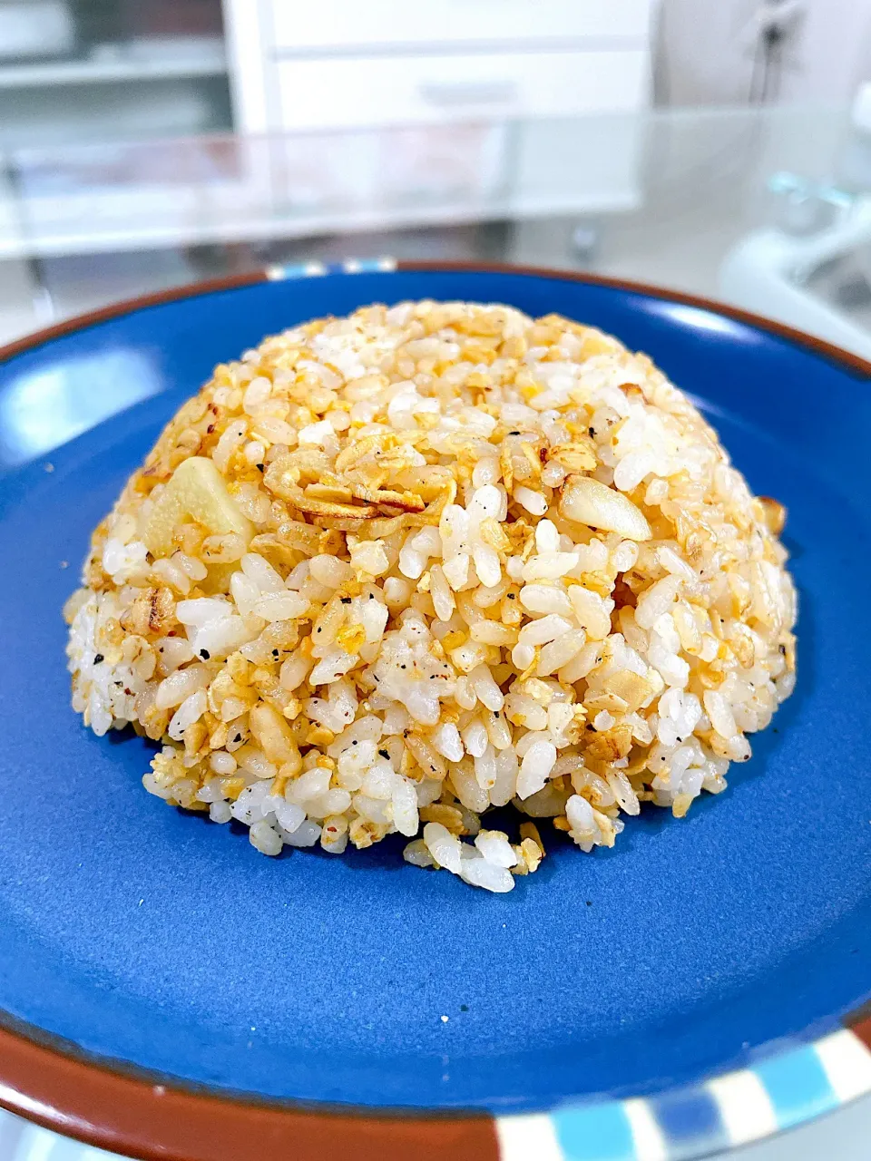 余った冷やご飯とオートミールのパラパラ炒飯|ぴっとさん