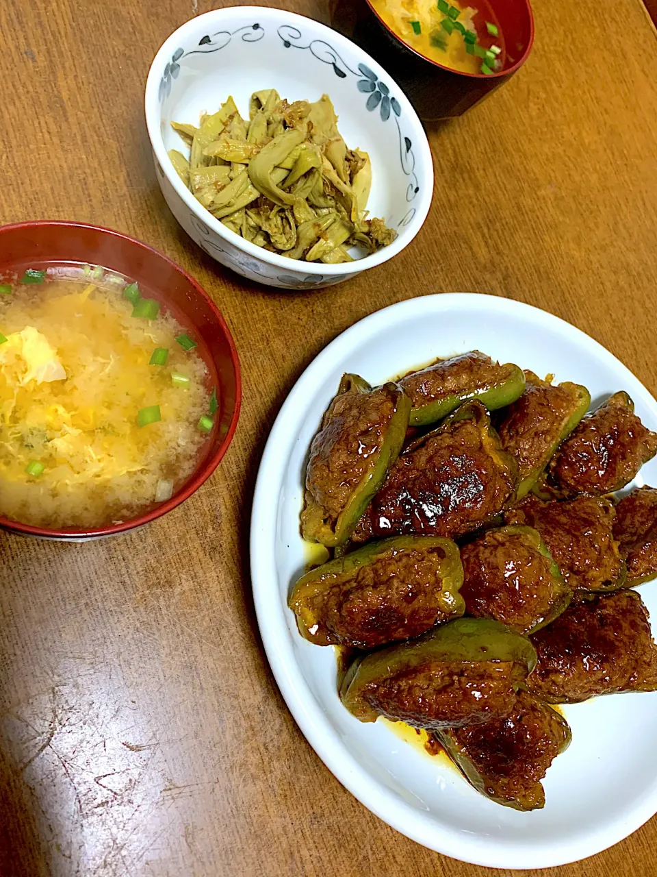 Snapdishの料理写真:大量のピーマン肉詰め|Akemi Alexandruさん