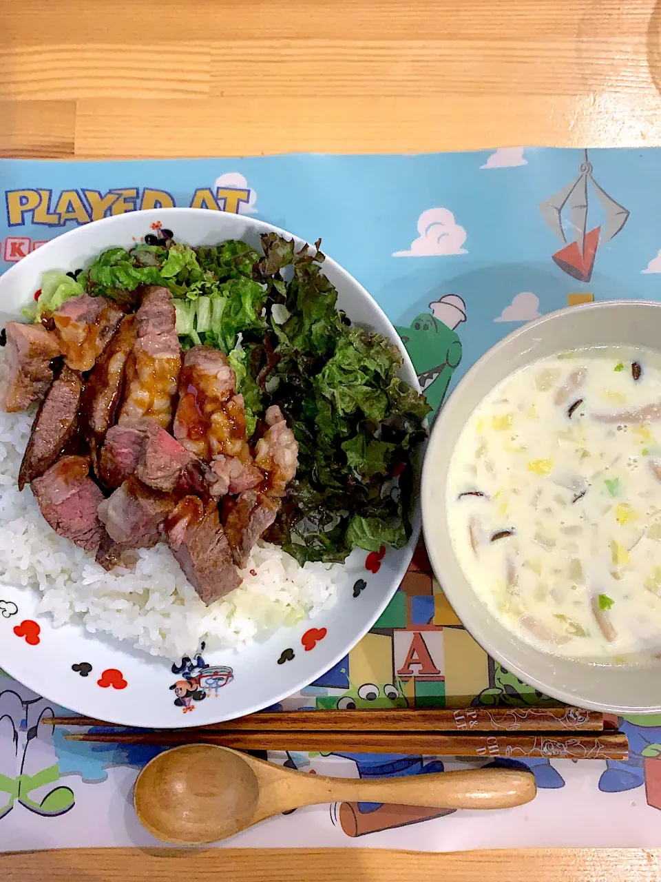 ステーキ丼　&   白菜のクリーム煮|ぺろたんさん