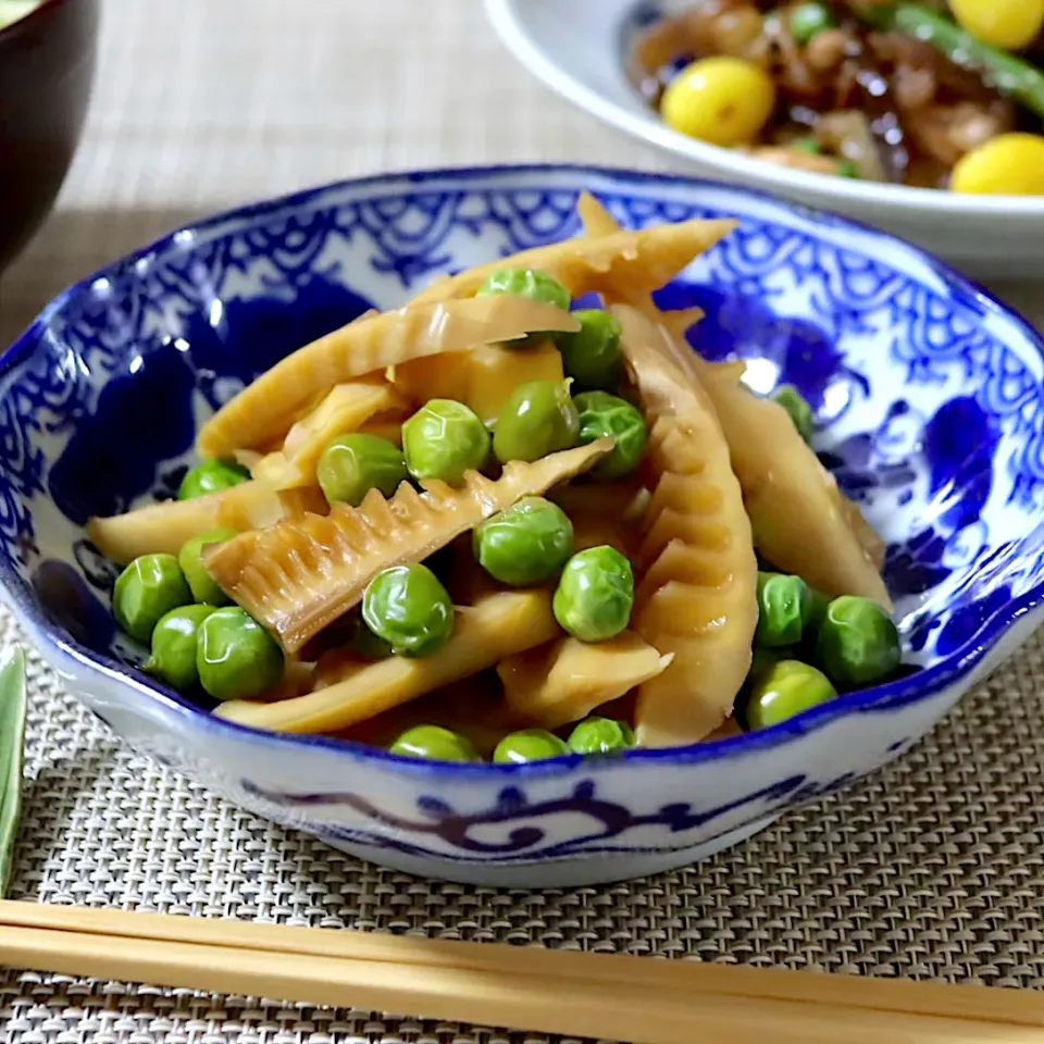 Snapdishの料理写真:淡竹とえんどう豆の煮物|かおるさん