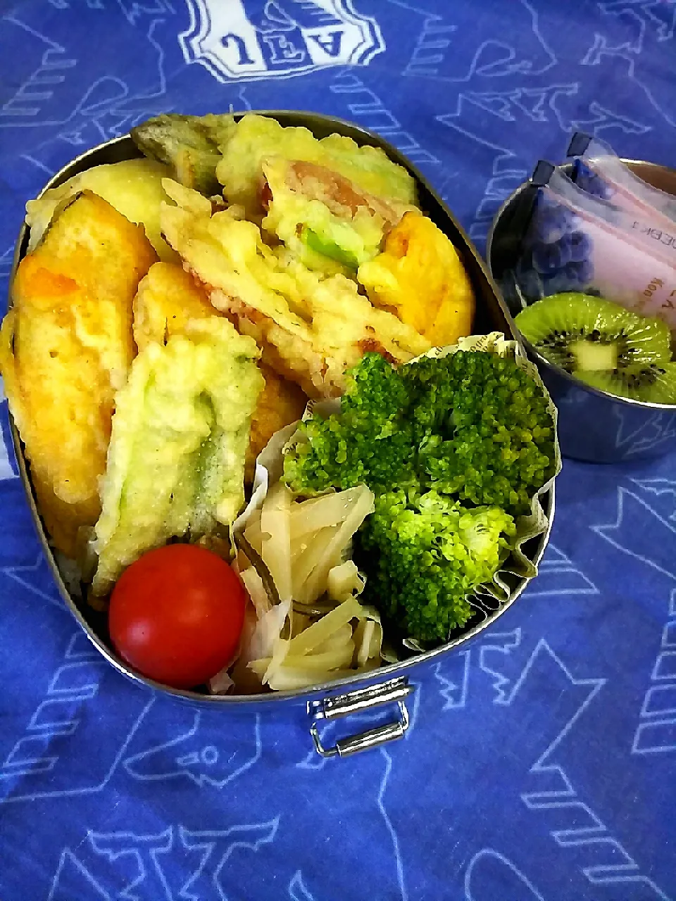 Snapdishの料理写真:天ぷら弁当|ぱんださん