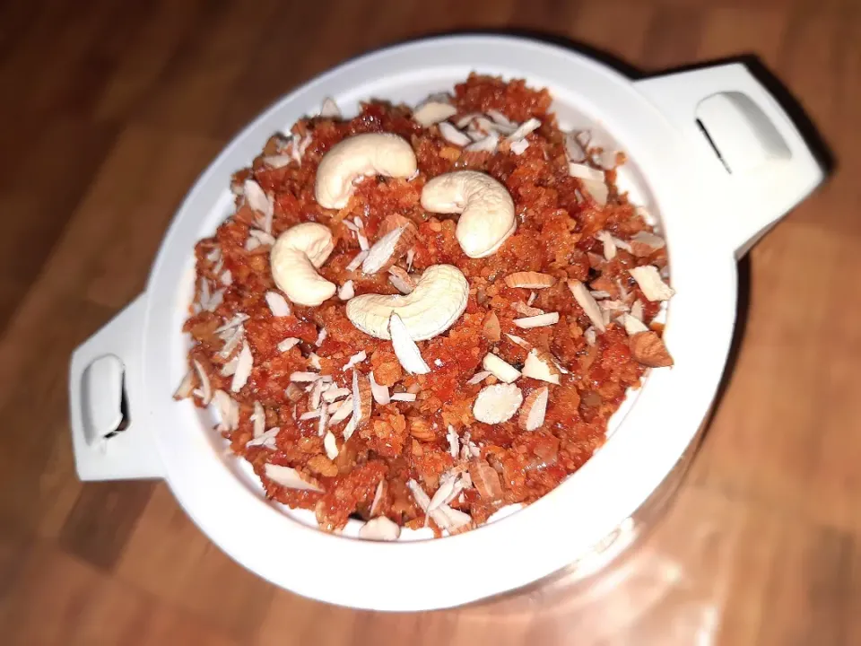 Snapdishの料理写真:gajar ka halwa..|khushiさん