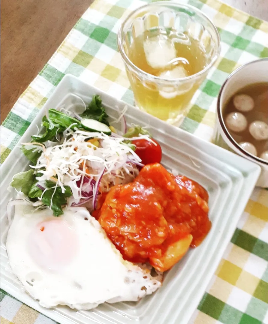 鶏チリ丼でピリ辛ランチ☀️🍴|makikoさん