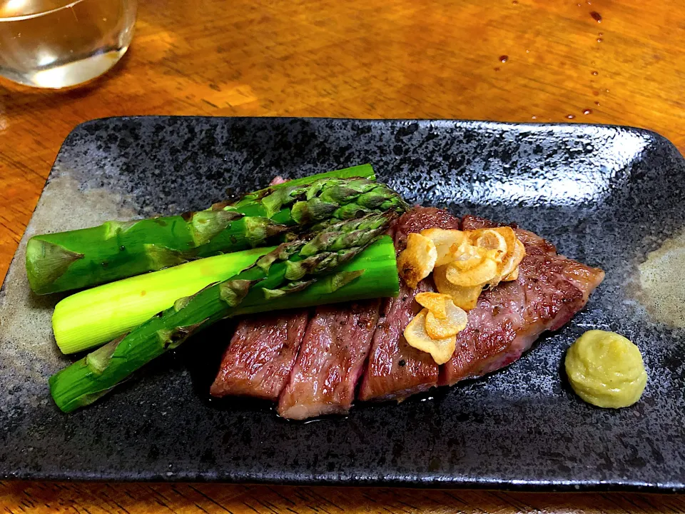 お肉をわさび醤油で|さんだーさん