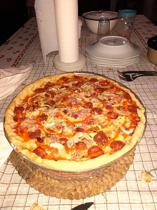 Pizza De Calabresa com Cheddar!|Daniel Bonfimさん