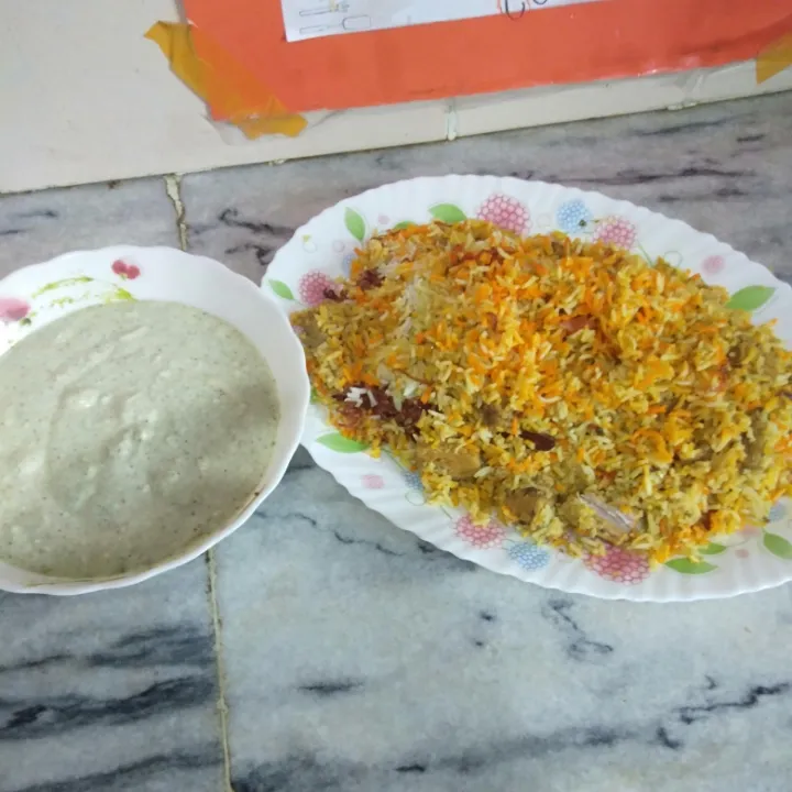 green masala ki biryani with riata|Mrs Rashidさん