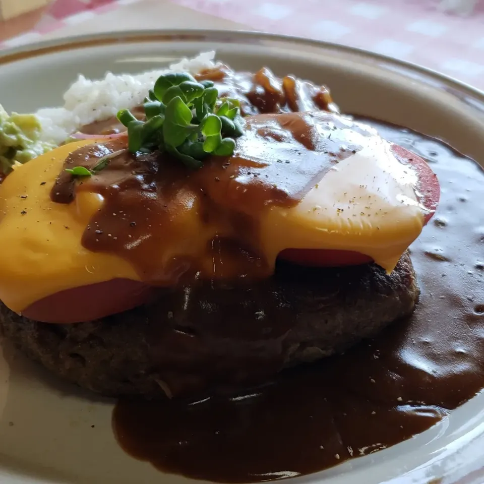 ビーフハンバーグカレーライス|金井義則さん